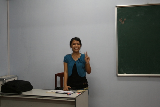 English Club - Khoa Cơ Điện - ĐH Lạc Hồng